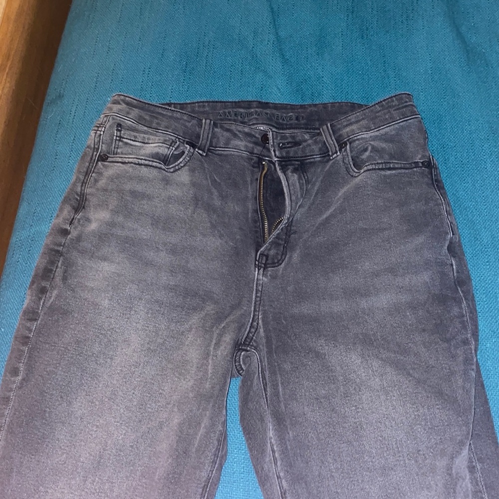 black stretch ae mom jeans